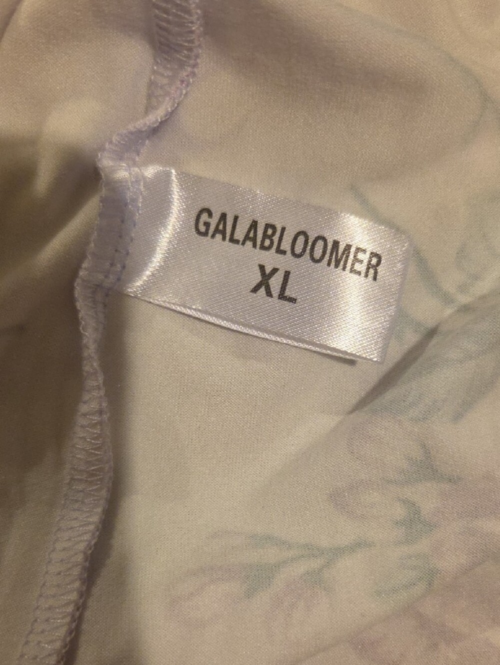 Floral Satin Sleep Robe & Newborn Swaddle And Headband Set - Lavender/Purple - Picture 4 of 5